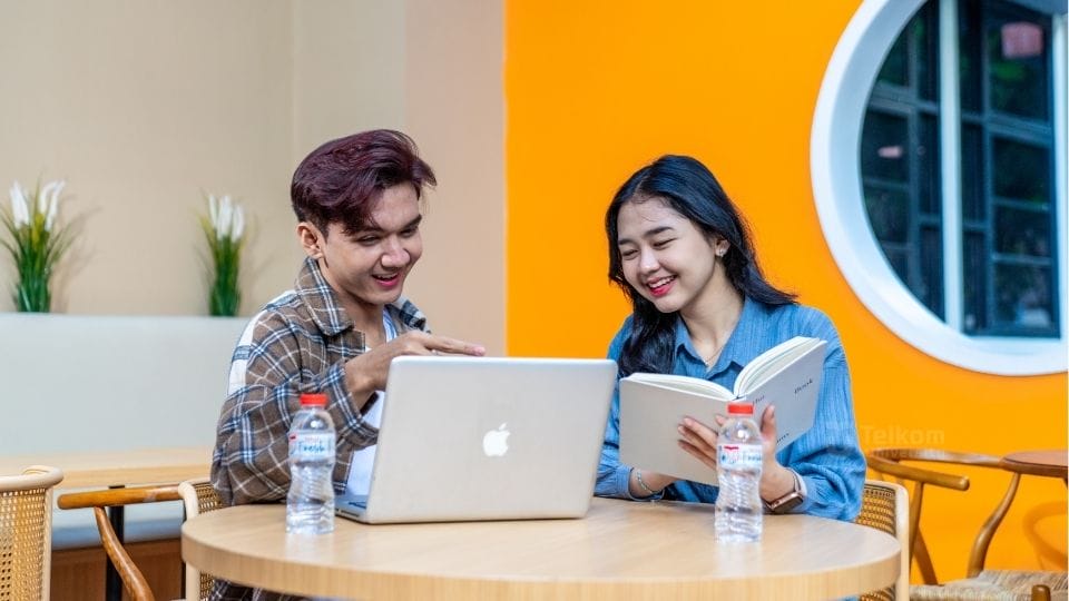 Freelance Untuk Anak Kuliah